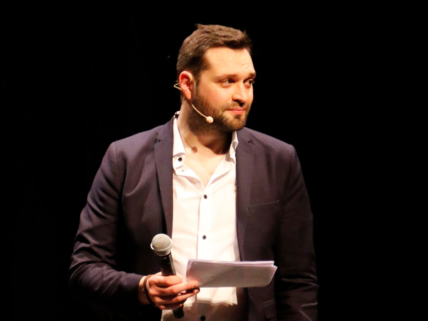 “Man darf sich auf der Bühne nicht aus der Fassung bringen lassen” Beitragsbild “Man darf sich auf der Bühne nicht aus der Fassung bringen lassen”