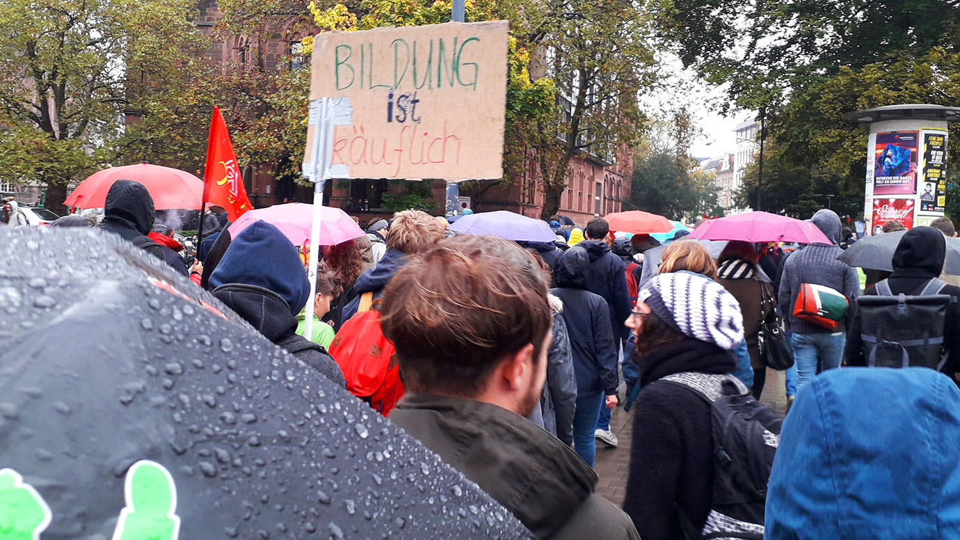 Die Zukunft wartet nicht Beitragsbild Die Zukunft wartet nicht