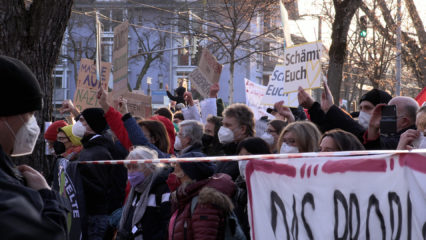 Gegendemonstration FreiVAC gegen FreiSein