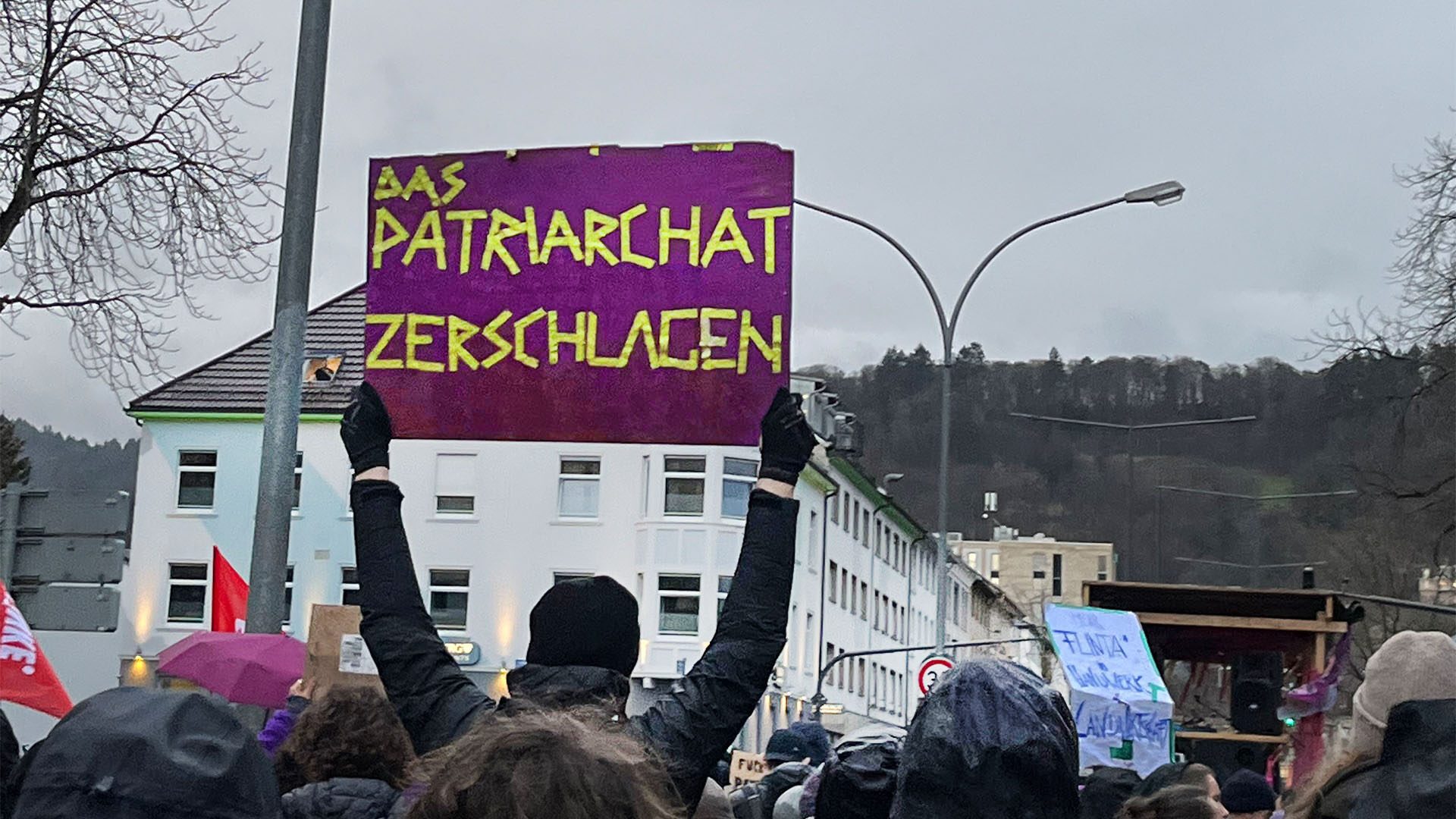 Rechte statt Blumen Beitragsbild Rechte statt Blumen