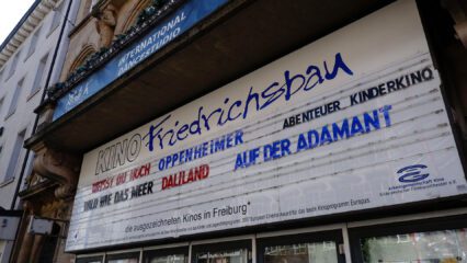 Ein Blick hinter die Vorhänge der Kinos in Freiburg