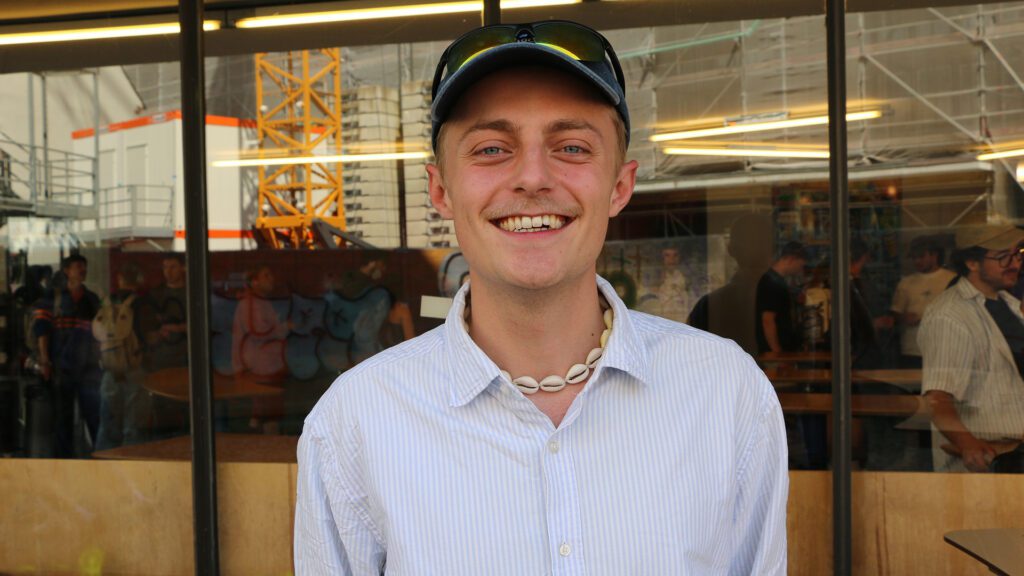 Paul studiert VWL im 4. Semester.